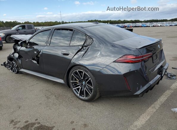 WBS83FK02TCV79515 2026 BMW M5 Черный Задняя левая четверть