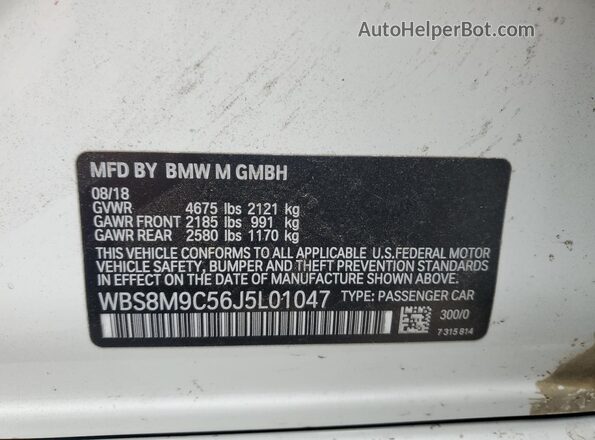 WBS8M9C56J5L01047 2018 BMW M3 White Vista del compartimento del motor