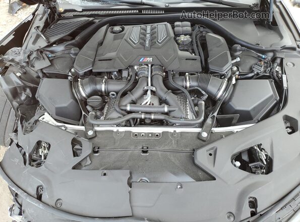WBSAE0C06RCP45163 2024 BMW M8 Черный Вид задней части салона
