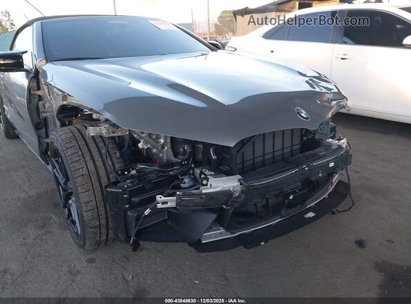 WBSDZ0C06SCU06801 2025 BMW M8 Gray Front view