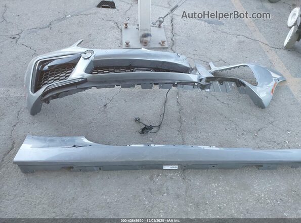 WBSDZ0C06SCU06801 2025 BMW M8 Gray Instrument cluster view