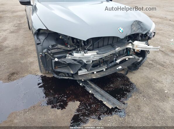 WBSGV0C05RCP42930 2024 BMW M8 Gray Вид спереду