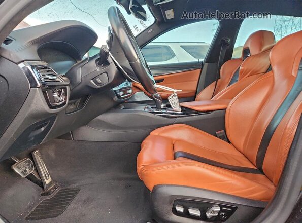 WBSJF0C07LCE25731 2020 BMW M5 Оранжевый Вид салона спереди