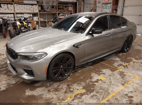 WBSJF0C0XLCD52435 2020 BMW M5 Silver წინა მარცხენა ხედი სამი მეოთხედიდან