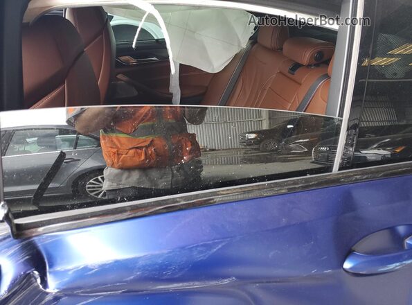 WBSJF0C55KB448437 2019 BMW M5 Blue Widok tylnych siedzeń