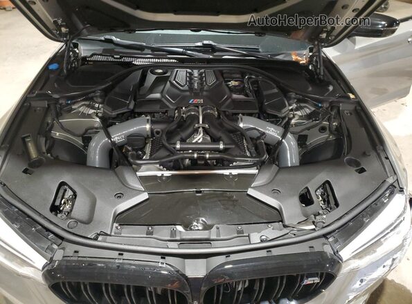 WBSJF0C56KB284146 2019 BMW M5 Silver Widok wnętrza z tyłu