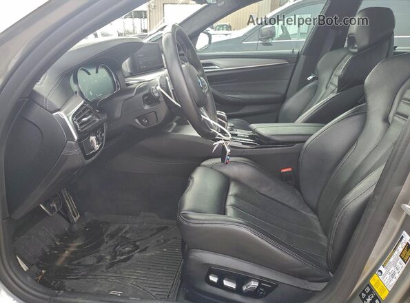 WBSJF0C59KB284660 2019 BMW M5 Gray Front interior view