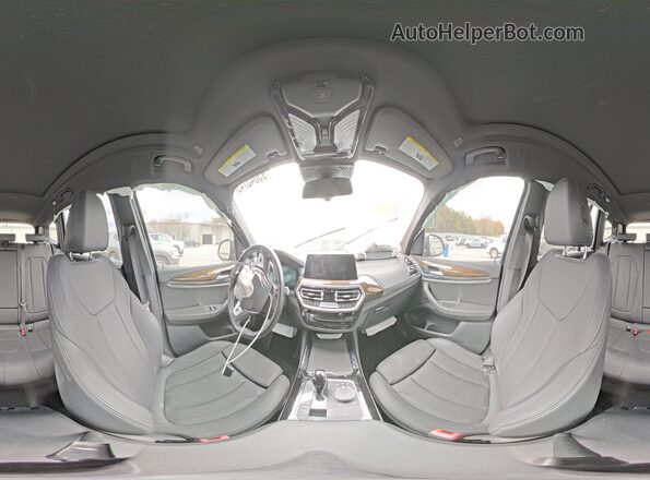 WBX47DP00RN255454 2024 BMW X3 Black Vista interior de 360 grados