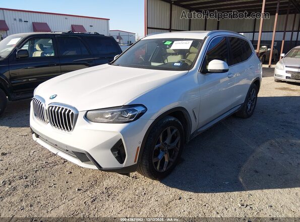 WBX47DP05RN303756 2024 BMW X3 White Առջևի ձախ երեք քառորդ տեսարան
