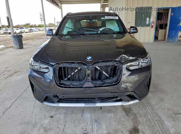 WBX47DP08RN280537 2024 BMW X3 Gray Front view