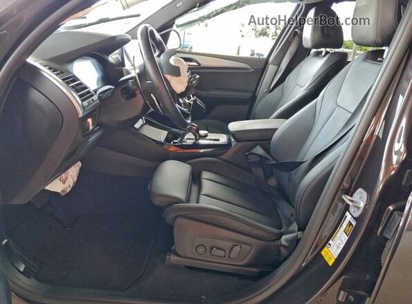 WBX47DP08RN280537 2024 BMW X3 Gray Front interior view