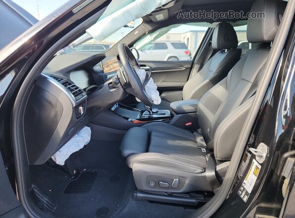 WBX57DP06RN290889 2024 BMW X3 Black Front interior view