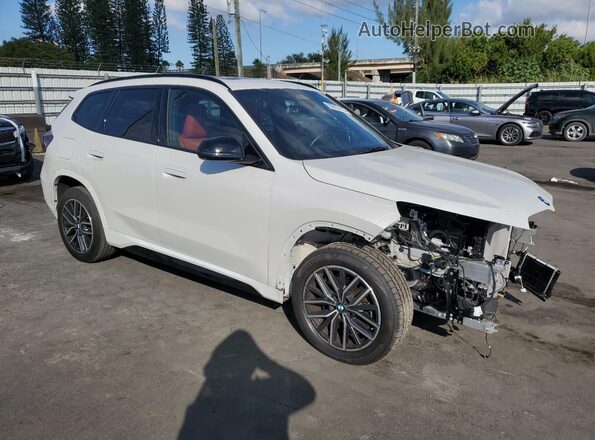 WBX73EF00P5X18948 2023 BMW X1 White Առջևի աջ