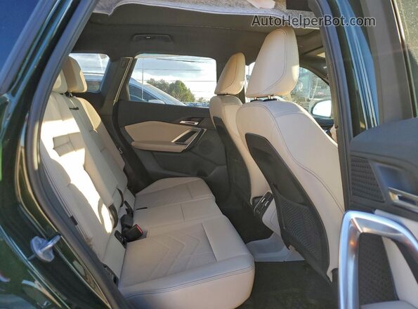 WBX73EF04P5Y09852 2023 BMW X1 Green Սալոնի հետևի տեսք