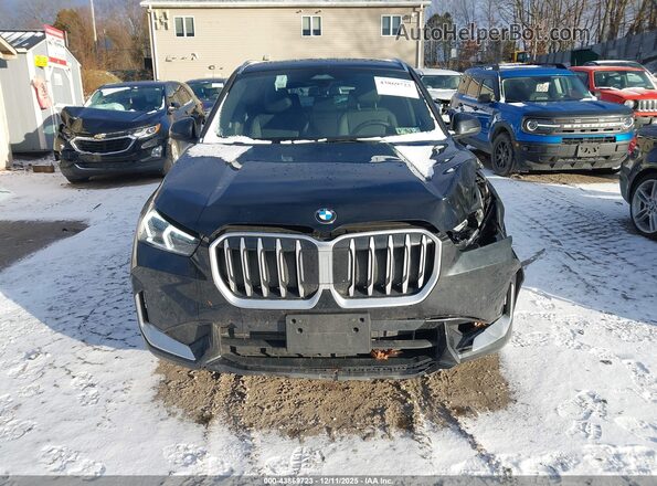 WBX73EF04T5407551 2026 BMW X1 Black Вид щитка приладів