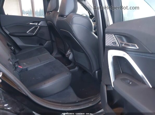 WBX73EF05P5W08669 2023 BMW X1 Black 
