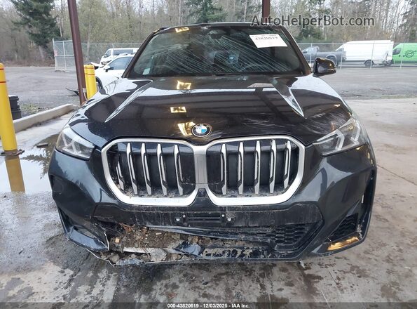 WBX73EF05P5W08669 2023 BMW X1 Black 