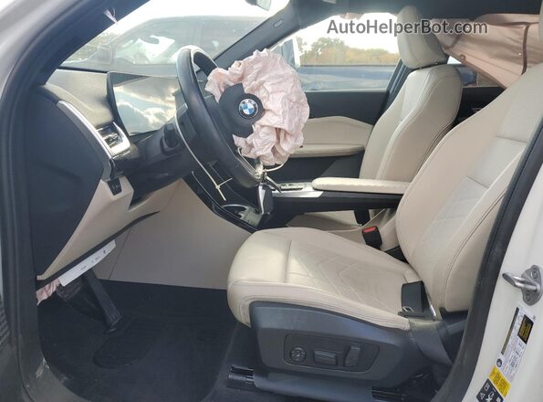 WBX73EF08P5X88441 2023 BMW X1 White 
