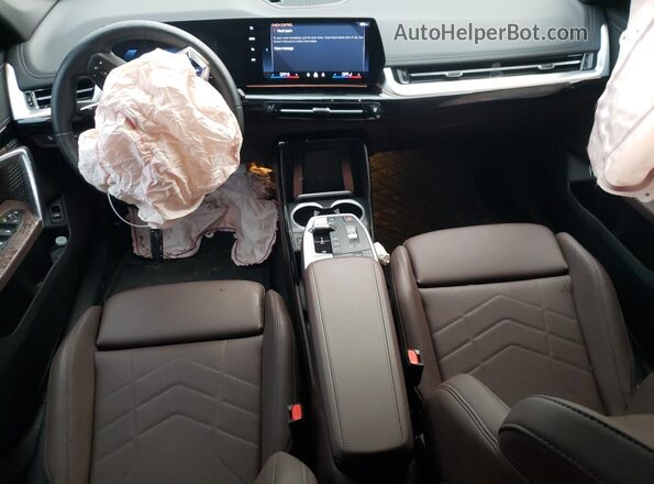 WBX73EF0XS5036684 2025 BMW X1 Белый Вид панели приборов