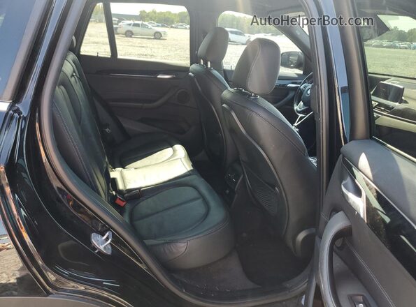 WBXHT3C31J5L30982 2018 BMW X1 Black 
