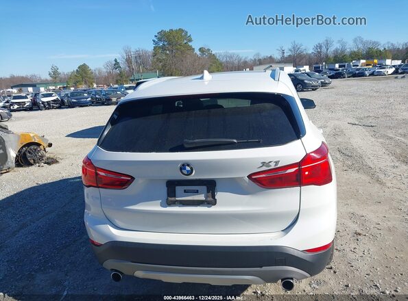WBXHT3C33J5K27594 2018 BMW X1 White 