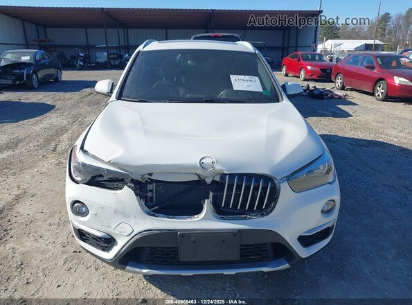 WBXHT3C33J5K27594 2018 BMW X1 White 