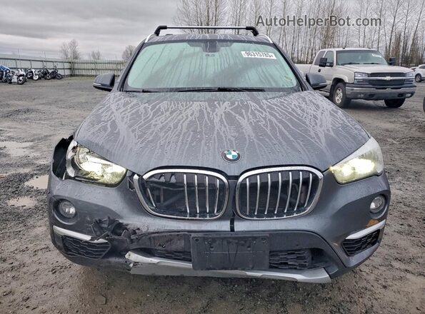 WBXHT3C37H5F74147 2017 BMW X1 Gray Вид спереду