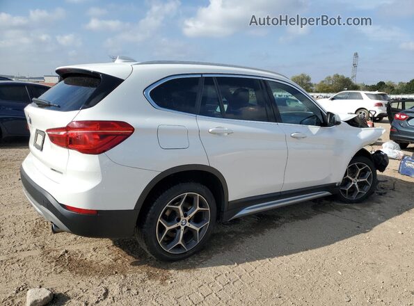 WBXHT3C38J3H29967 2018 BMW X1 White 