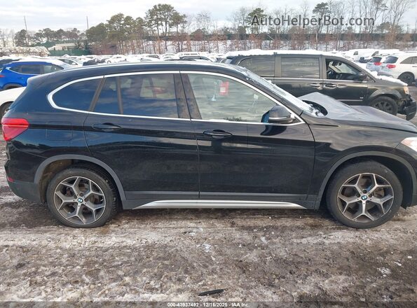 WBXHT3C3XJ5L28521 2018 BMW X1 Black 