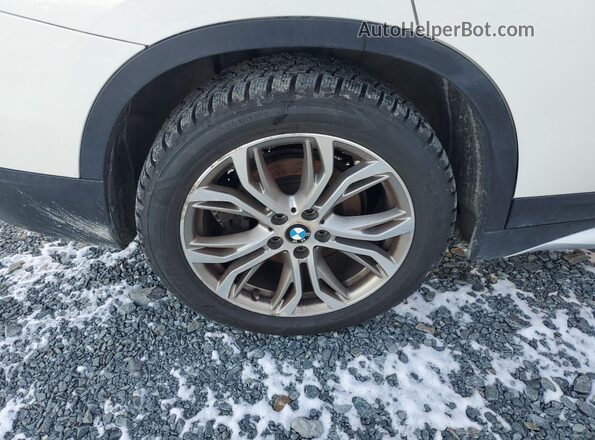 WBXHT3C53K3H37011 2019 BMW X1 White 