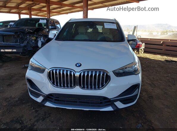 WBXJG7C04M5S14702 2021 BMW X1 White წინა ხედი