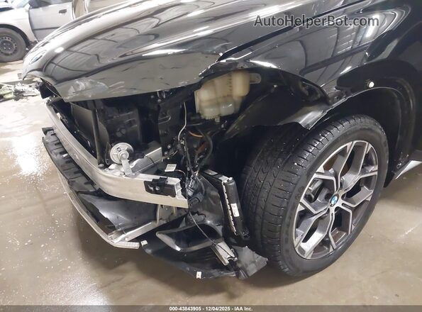 WBXJG7C09L5R43664 2020 BMW X1 Black Вид спереду