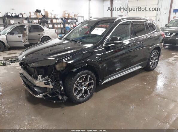 WBXJG7C09L5R43664 2020 BMW X1 Black Передня ліва чверть