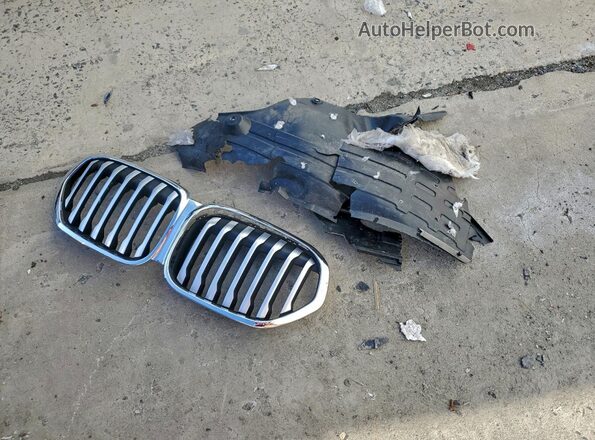 WBXJG9C01N5U59941 2022 BMW X1 Black ძრავის განყოფილების ხედი