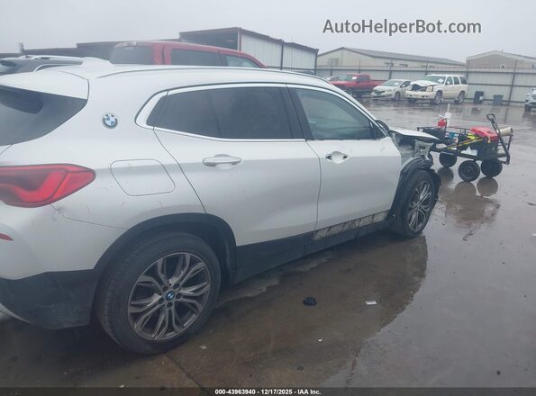 WBXYH9C07L5P02788 2020 BMW X2 White Панорамний вид салону 360°
