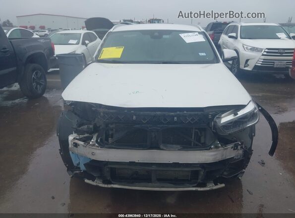 WBXYH9C07L5P02788 2020 BMW X2 White Вид задньої частини салону