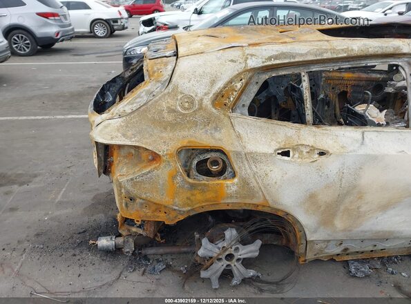 WBXYJ1C06M5S40313 2021 BMW X2 White Вид задньої частини салону