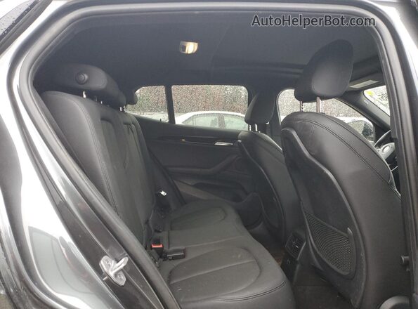 WBXYJ1C09L5P23454 2020 BMW X2 Gray Widok wnętrza z tyłu