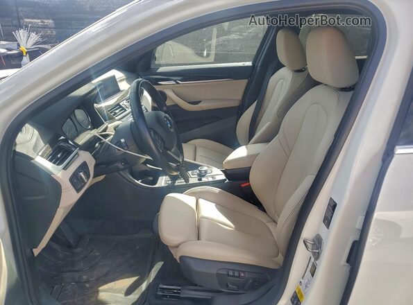 WBXYJ1C09L5P77174 2020 BMW X2 Белый Вид салона спереди