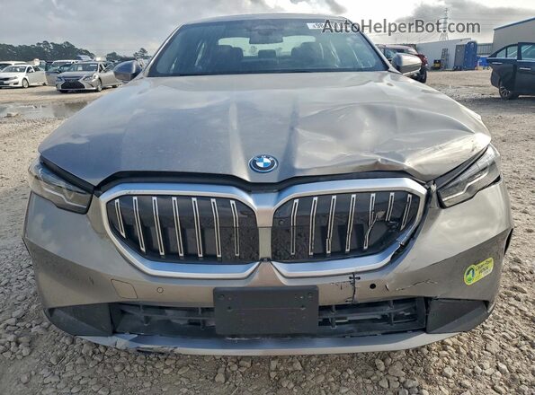 WBY13HG09SCT34897 2025 BMW OTHER Серебряный Вид спереди