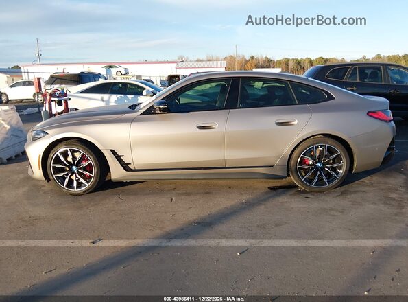 WBY33AW09RFS92970 2024 BMW I4 Gold Панорамний вид салону 360°