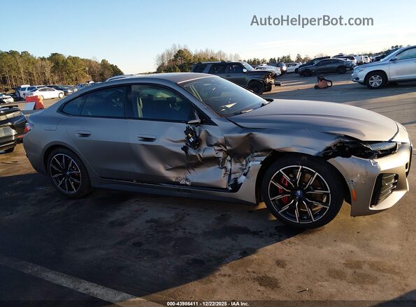 WBY33AW09RFS92970 2024 BMW I4 Gold Вид задньої частини салону