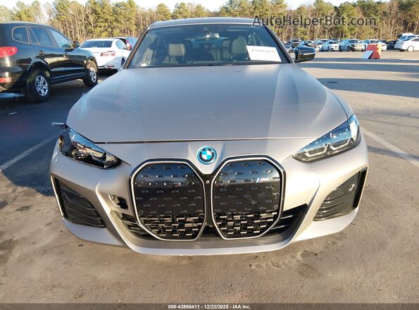 WBY33AW09RFS92970 2024 BMW I4 Gold Вид щитка приладів