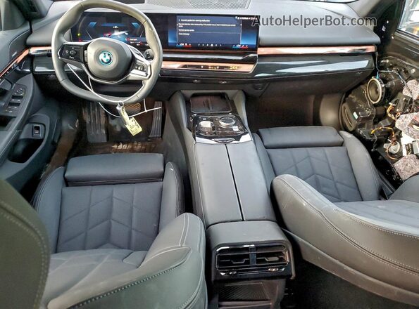 WBY33FK01RCR81955 2024 BMW OTHER Черный Вид панели приборов