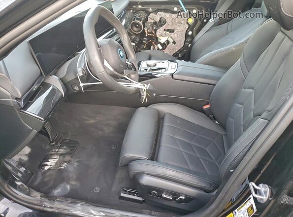 WBY33FK01RCR81955 2024 BMW OTHER Черный Вид салона спереди