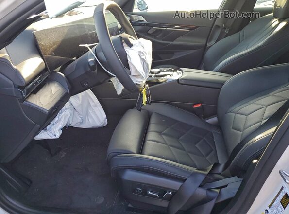 WBY33FK0XRCR69934 2024 BMW OTHER White Вид салону спереду