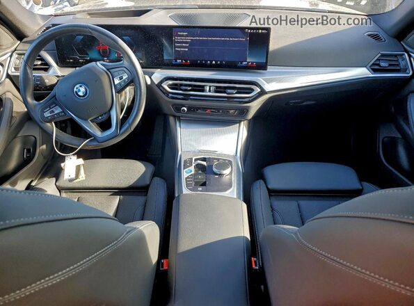 WBY43AW06RFT07316 2024 BMW I4 Black Вид панелі приладів