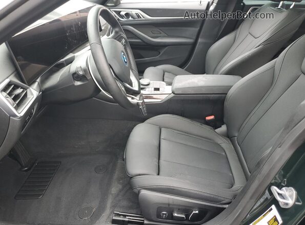 WBY43AW0XRFS55947 2024 BMW I4 Зеленый Вид салона спереди
