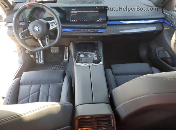 WBY43FK09RCR89578 2024 BMW OTHER Charcoal Vista del salpicadero