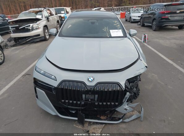 WBY53EJ05RCP80709 2024 BMW OTHER Серый Вид задней части салона